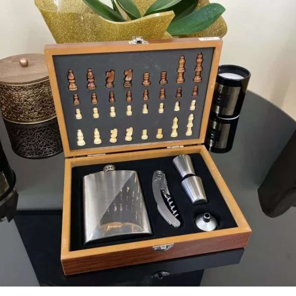 Ajedrez 24 X 24 Set Petaca Saca Corcho Vasos Embudo